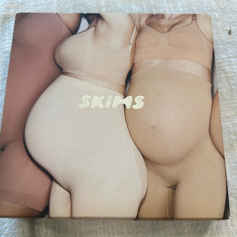 Skims Maternity